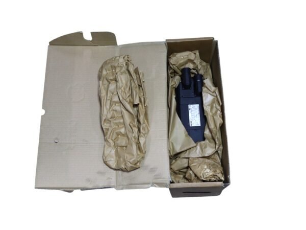 Lenze MCS 14H15-R50B0-B24N-5T5500N-R0SU - Synchronous Servomotor - Image 8